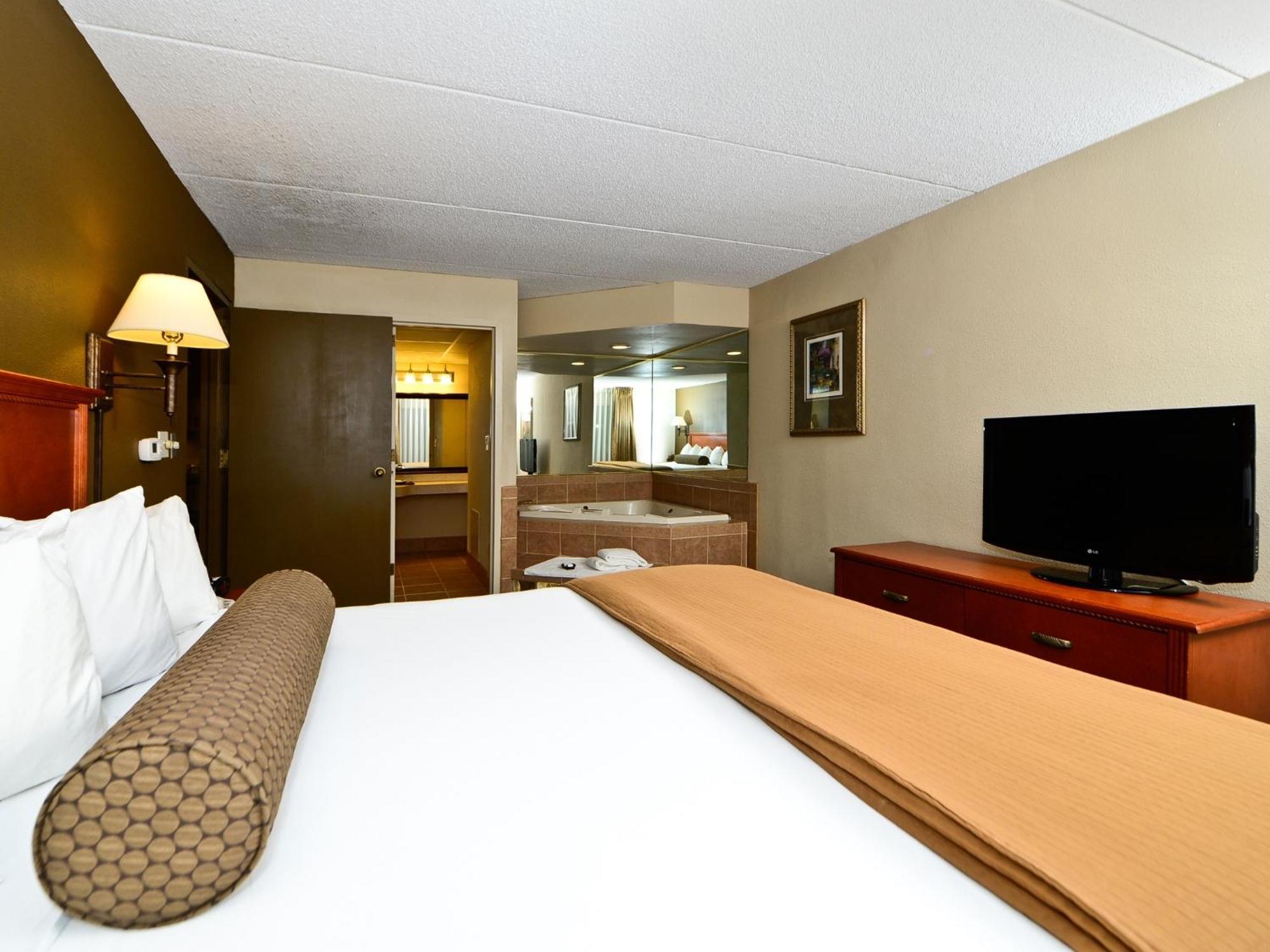 Ramada By Wyndham Plymouth Hotel & Conference Center Номер фото